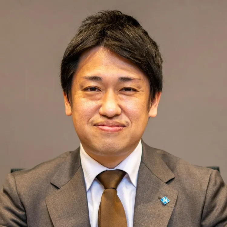 越阪部 洋之（おさかべ ひろゆき）